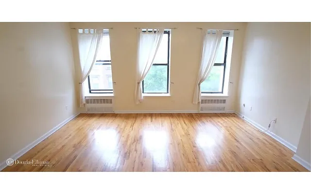 Rented by Douglas Elliman | media 21