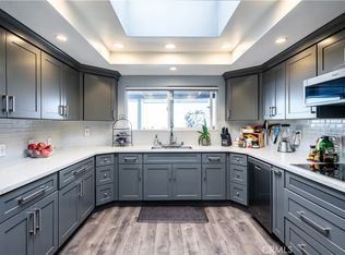 1995 Molino Ave UNIT 302, Signal Hill, CA 90755