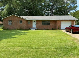312 Butler St, McComb, MS 39648