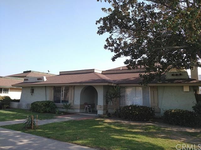 1st image of 3176 E Orangethorpe Ave