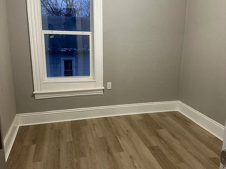 119 Wall St — Photo 3
