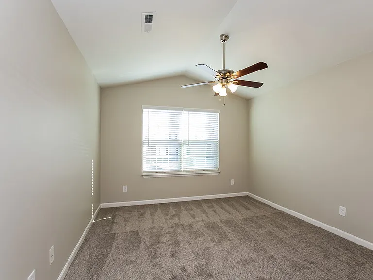 913 Cassidy Dr — Photo 13