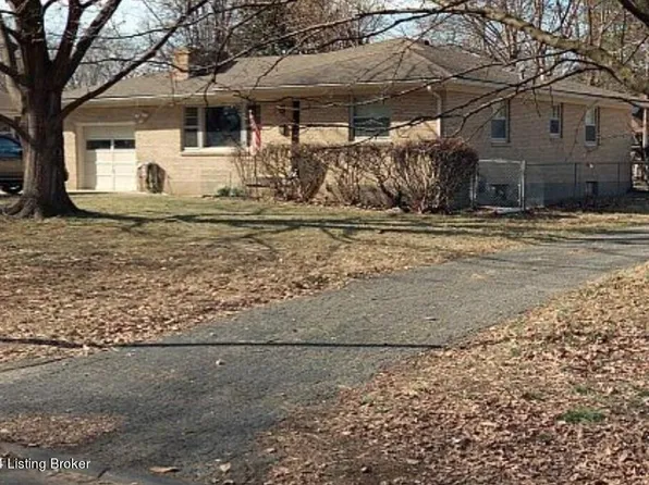 2217 Paris Dr, Louisville, KY 40218