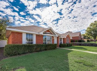 1206 Woodcrest Dr, Garland, TX