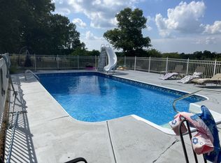 601 Halls Mill Rd, Shelbyville, TN 37160