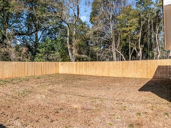 5th image of 1553 Phillips Ln