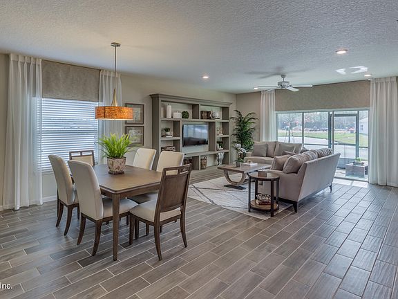 4th image of 83 MONTHAVEN Drive