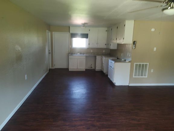 5th image of 2416 Bradford St