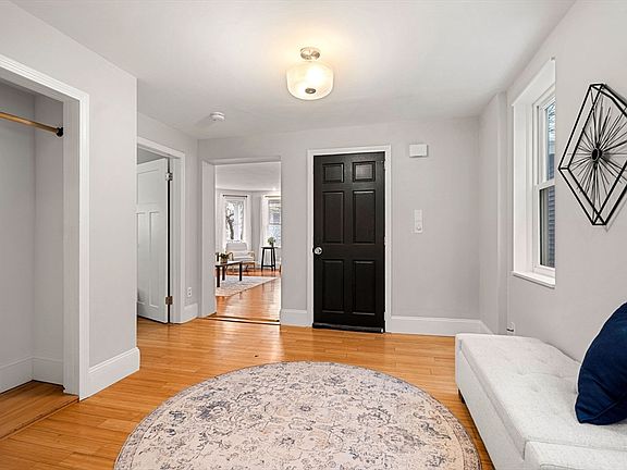 3rd image of 221 Highland Ave #1