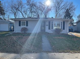 1711 10th Ave N, Moorhead, MN 56560