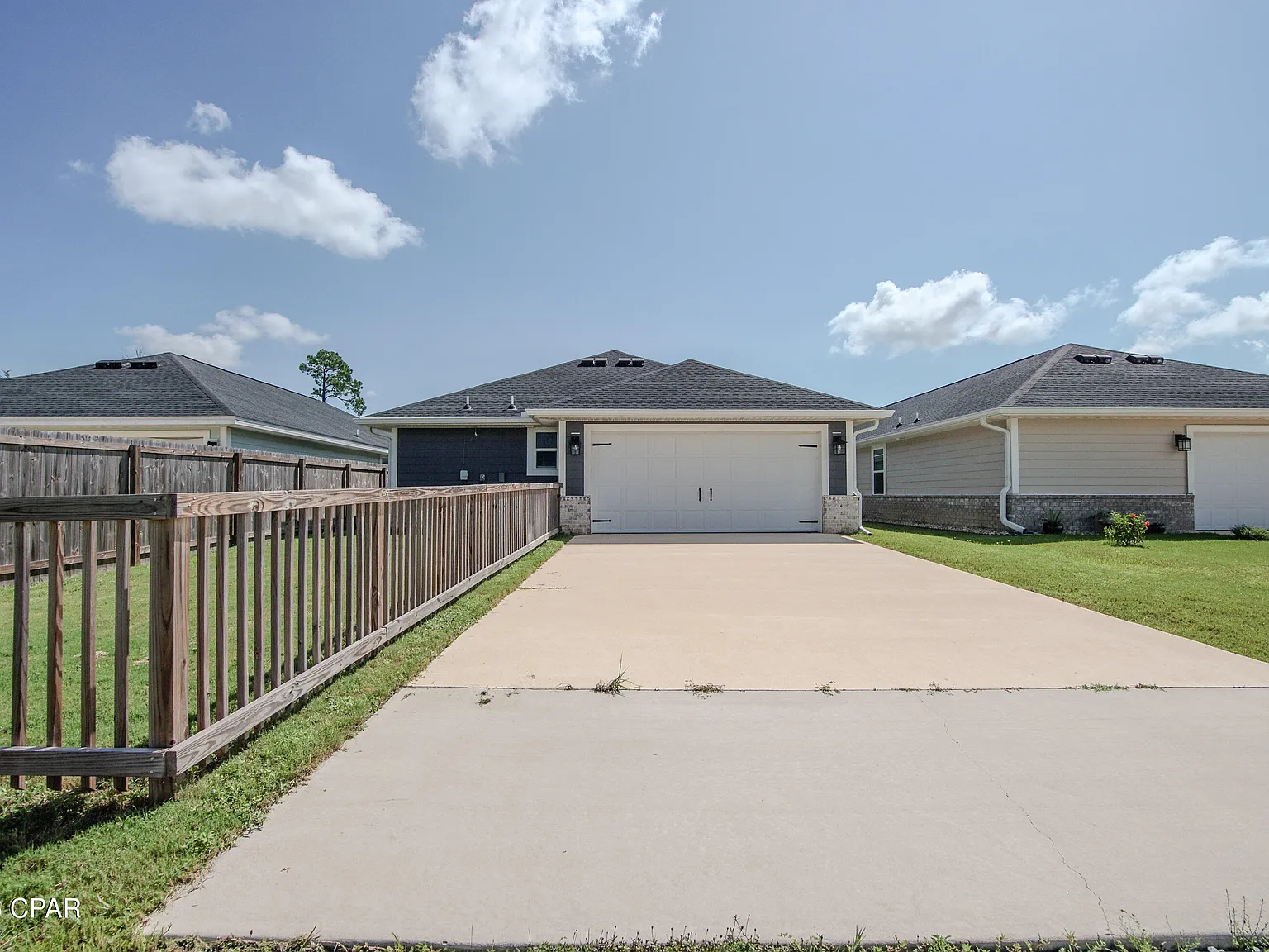 3 bed, 1720 sqft, $2,050 — Photo 4