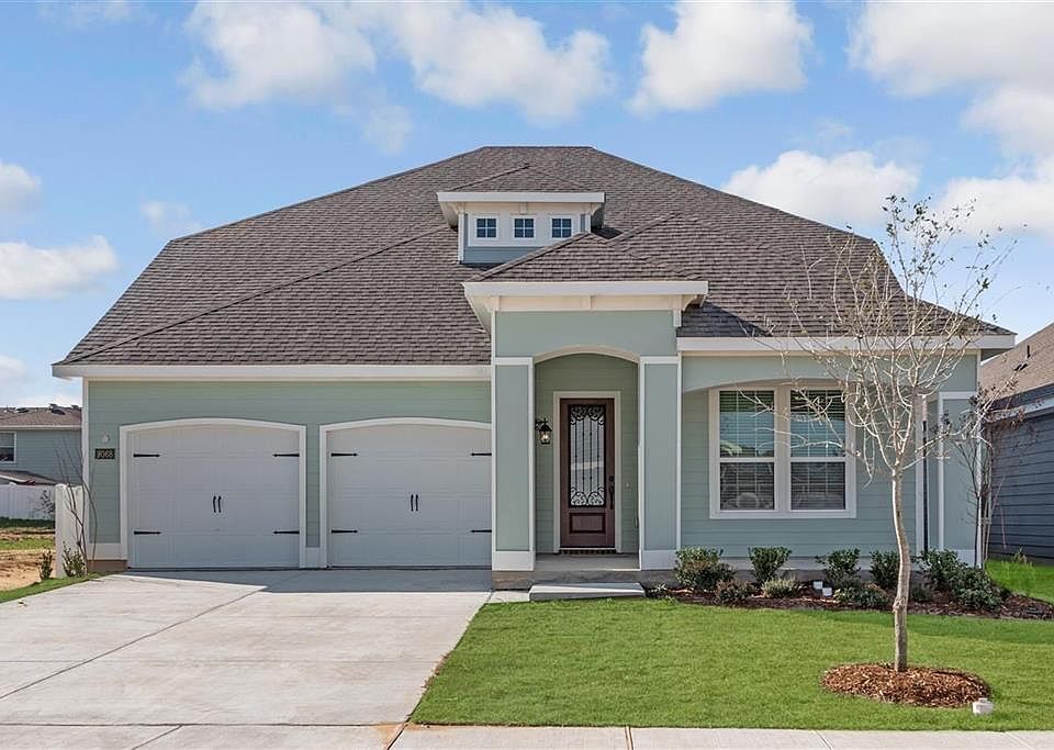 1st image of 9068 Fair Oaks Dr