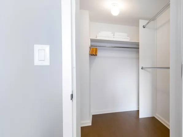 500 West 56th Street image 6 of 19