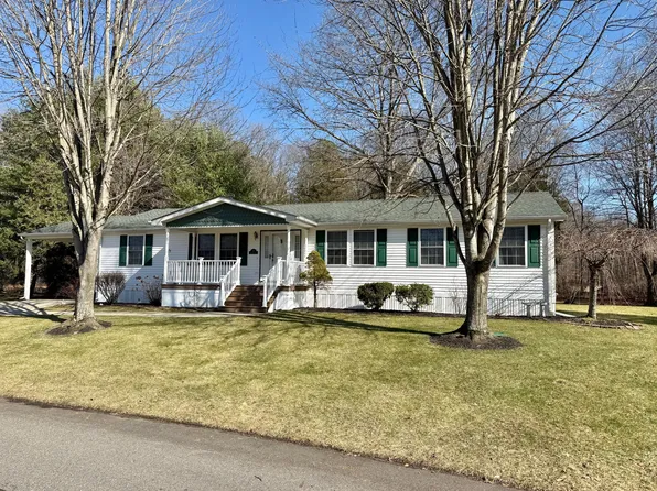 17 Tanglewood Dr #109, Cream Ridge, NJ 08514