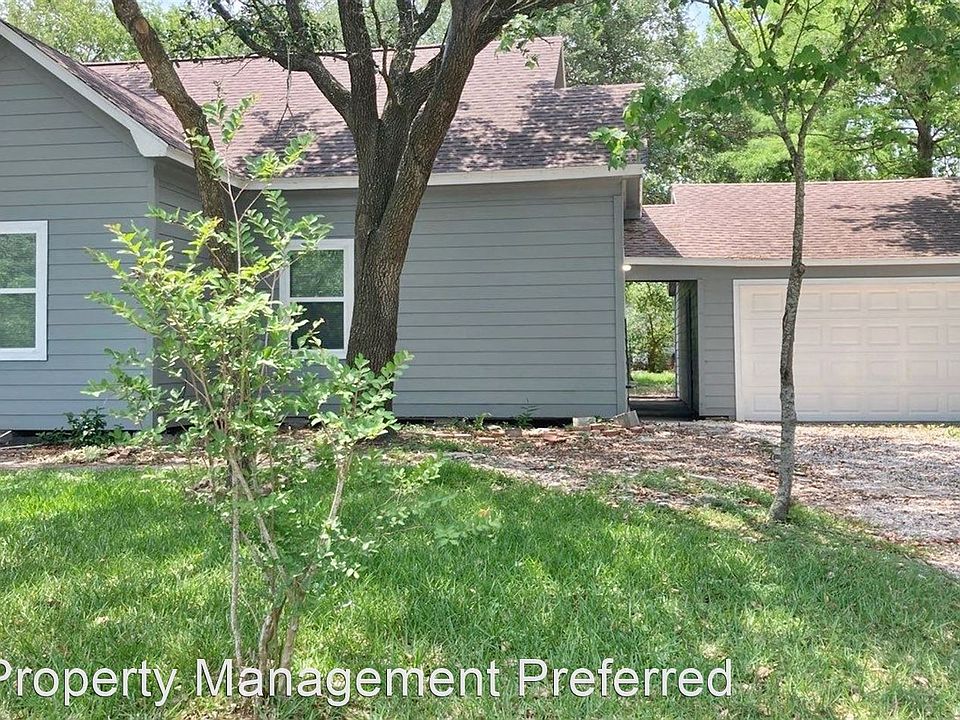 1st image of 701 16th Ave N