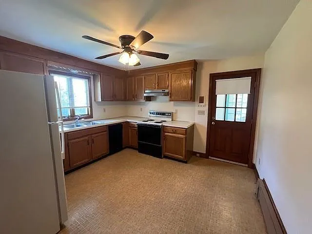 1 bed, 1.0 bath, 671 sqft, $1,900 — Photo 2