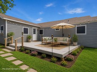 515 Riggs St, Baytown, TX 77520