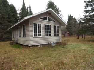 24494 L P Walsh Rd, Carp Lake Township, MI 49971