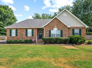 303 Towbridge Dr, Murfreesboro, TN 37129