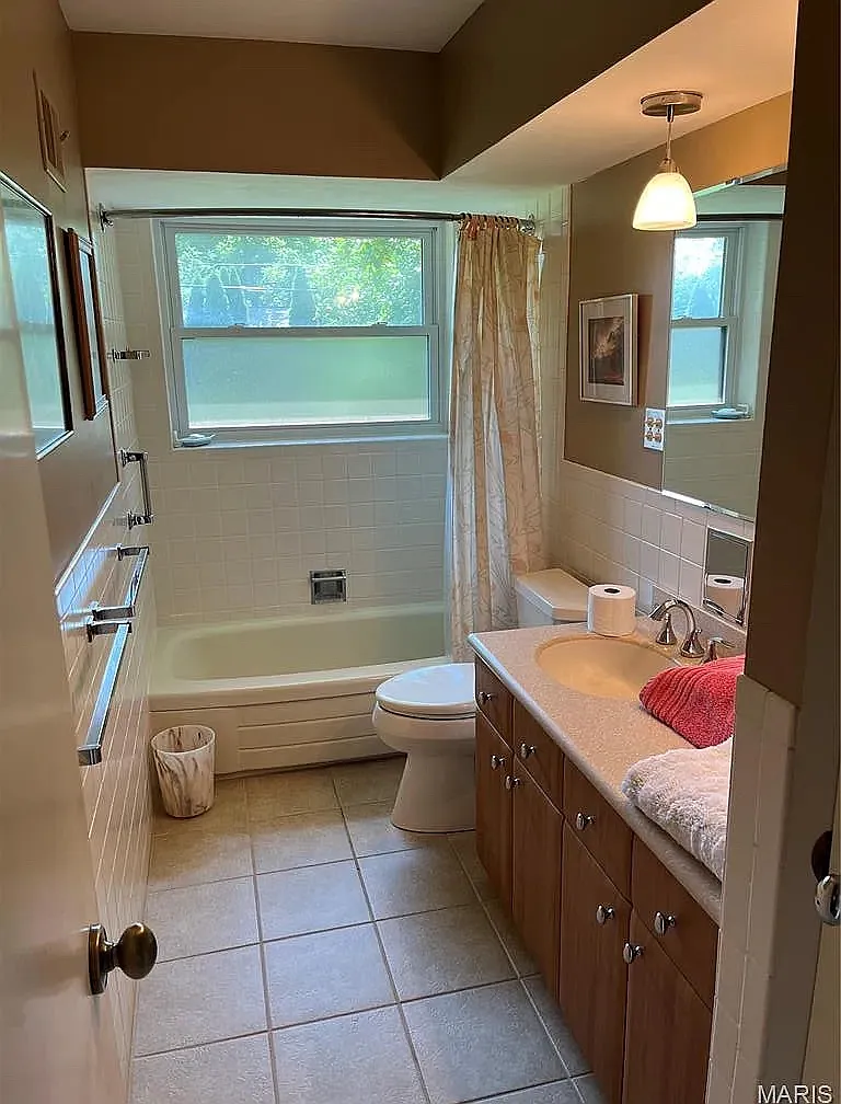 2 bed, 1770 sqft, $3,000 — Photo 3