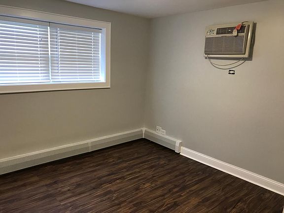 5th image of 11037 S Homewood Ave
