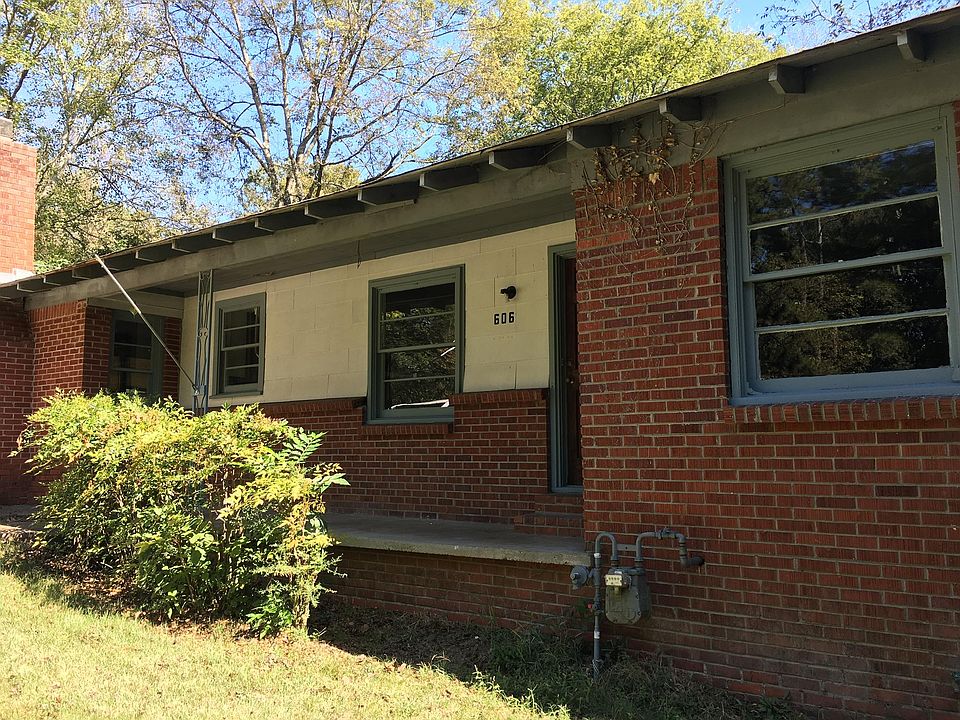 1st image of 606 Lakeview Dr