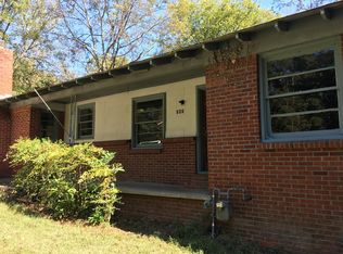 606 Lakeview Dr, Starkville, MS 39759