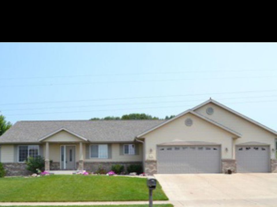 1st image of 1205 Pioneer Dr