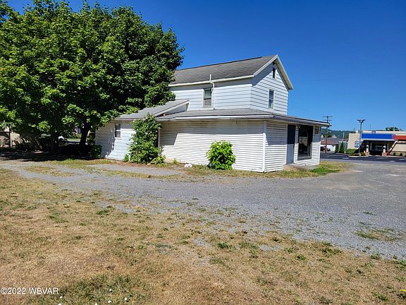 2nd image of 30 E 7th Ave