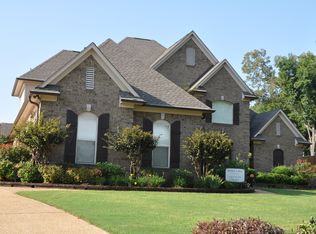 8505 Lake View Dr, Olive Branch, MS 38654