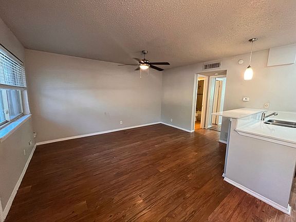5th image of 1202 Newning Ave APT 207