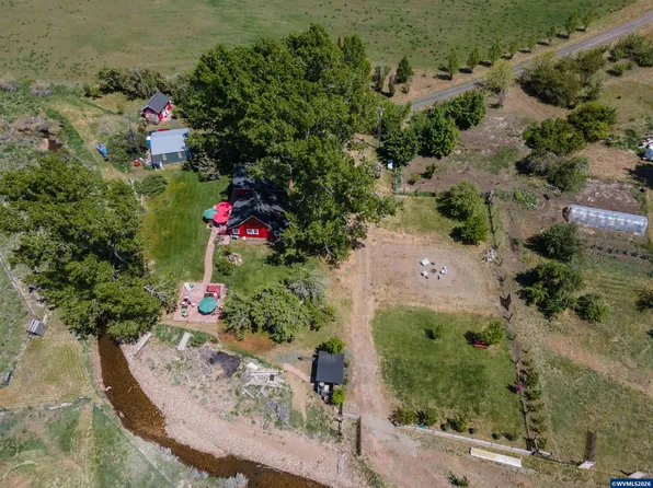 15682 Highway 395, Lakeview, OR 97630