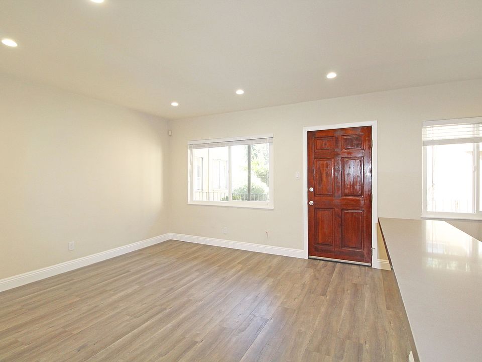 1st image of 2028 High St APT 9