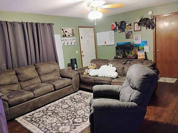 3rd image of 605 E Park Ave