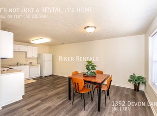 1392 Devon Ln, Harrisonburg, VA 22801