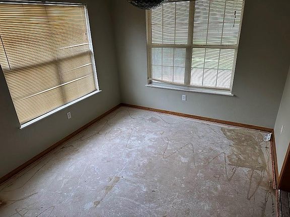 3rd image of 2220 Gray Dove Dr