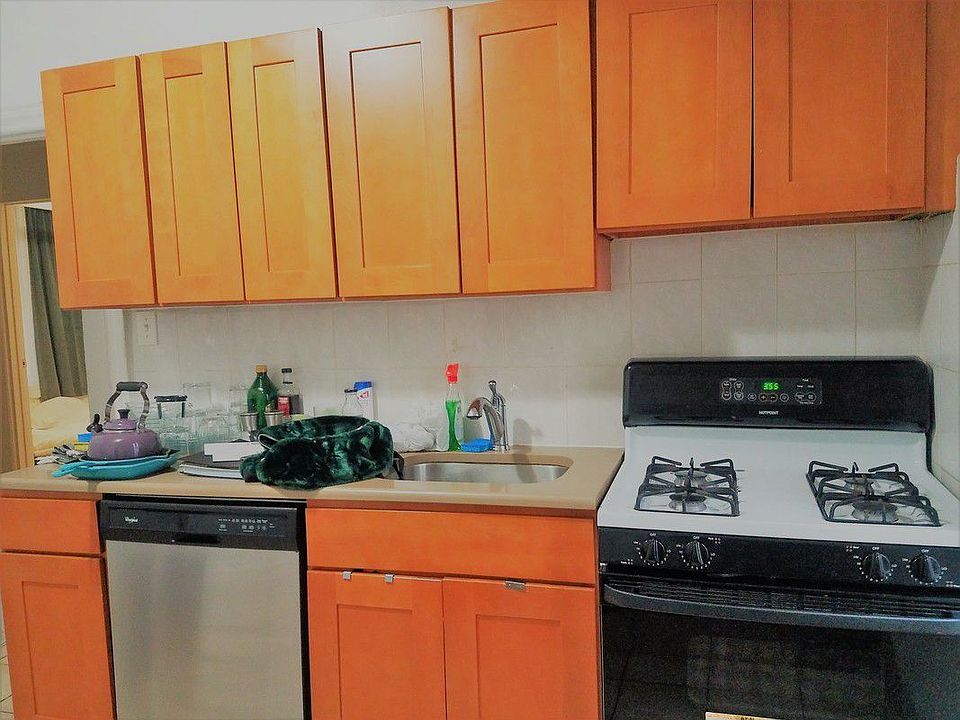 1st image of 3116 32nd St #2
