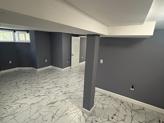3rd image of 133 S 10th Ave #0