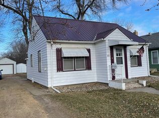 621 E 7th Ave, Redfield, SD 57469