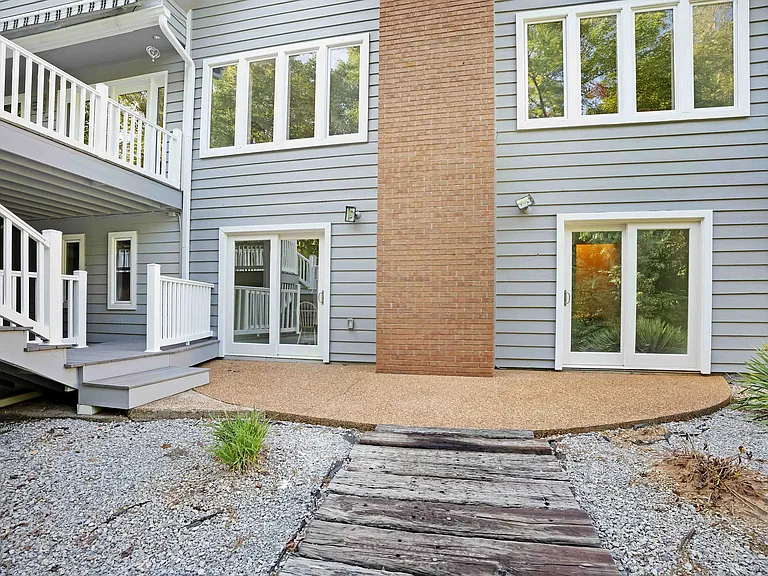 102 Daksi Way — Photo 37