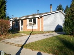 6458 N 104th St, Milwaukee, WI 53224