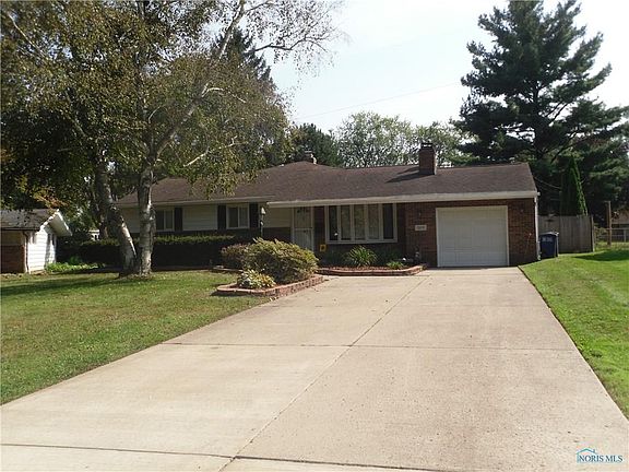 2nd image of 3119 Mona Ln