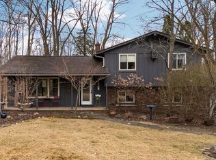 6165 Venice Dr, Commerce Township, MI