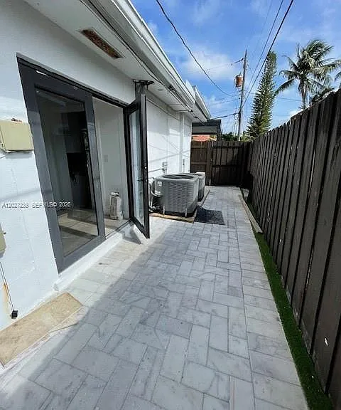 1252 Coral Ln — Photo 27