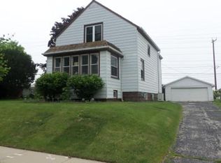 1325 S 98th St, West Allis, WI 53214