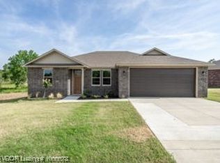 1120 Lavender Rd, Bonanza, AR 72916