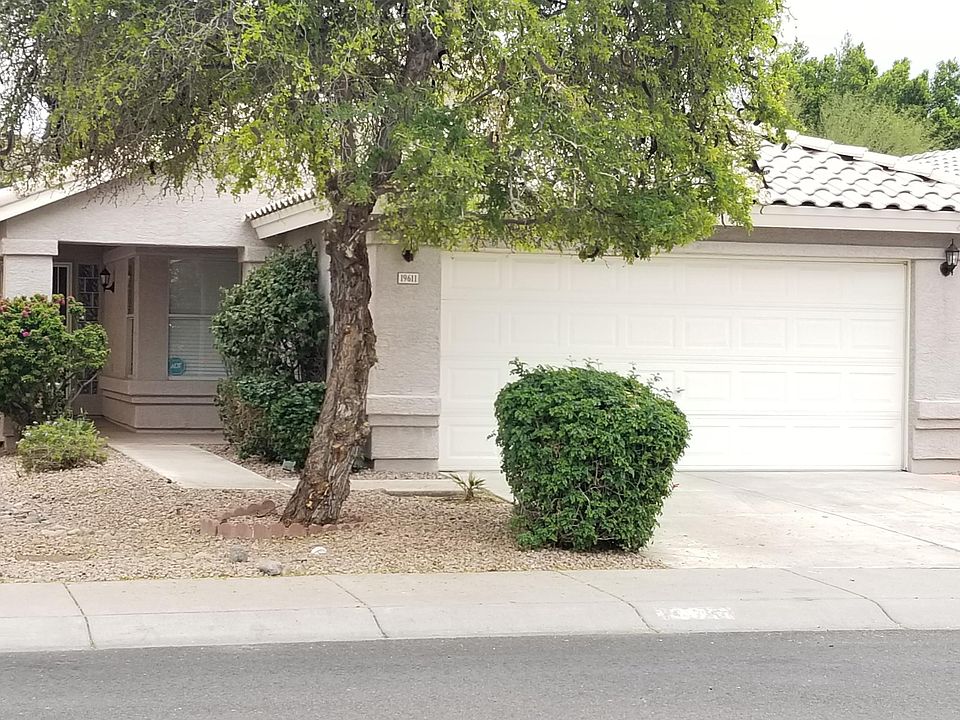 1st image of 19611 N 49th Ave