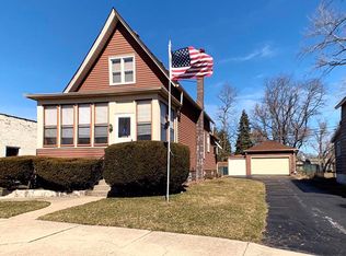 2440 Indiana Ave, Lansing, IL 60438