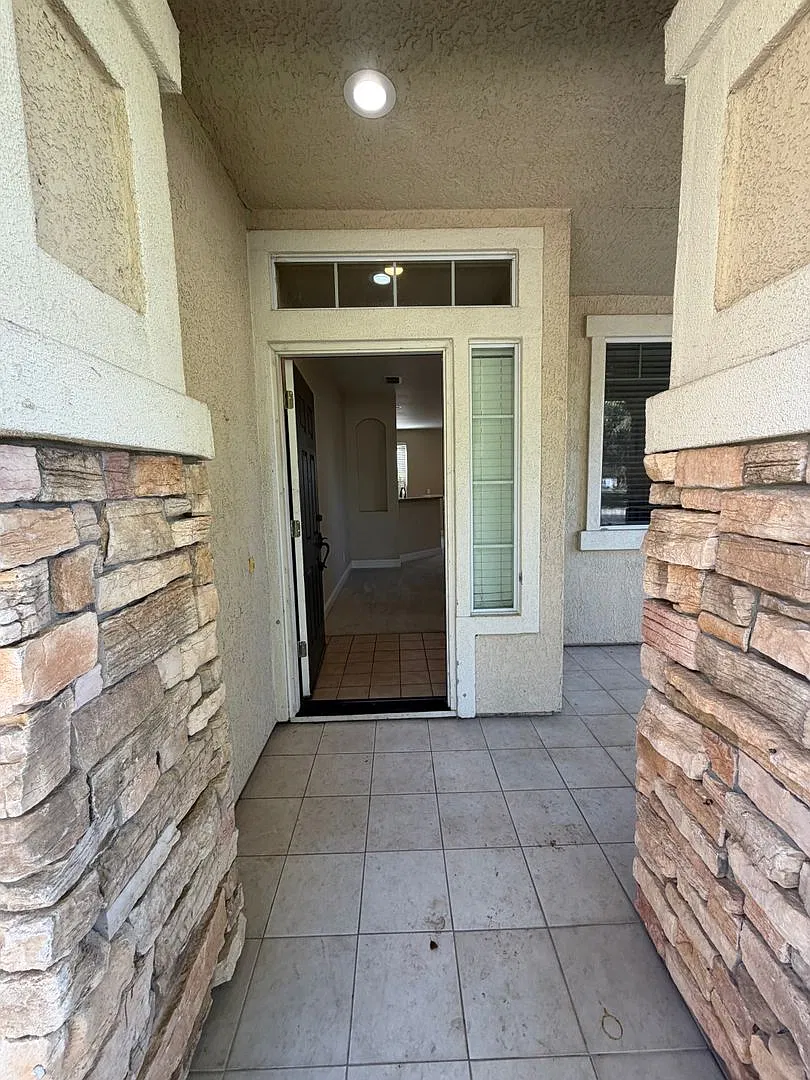 3 Bedroom / 2 Bathroom | Single Story Elk Grove Home Available Now — Photo 3