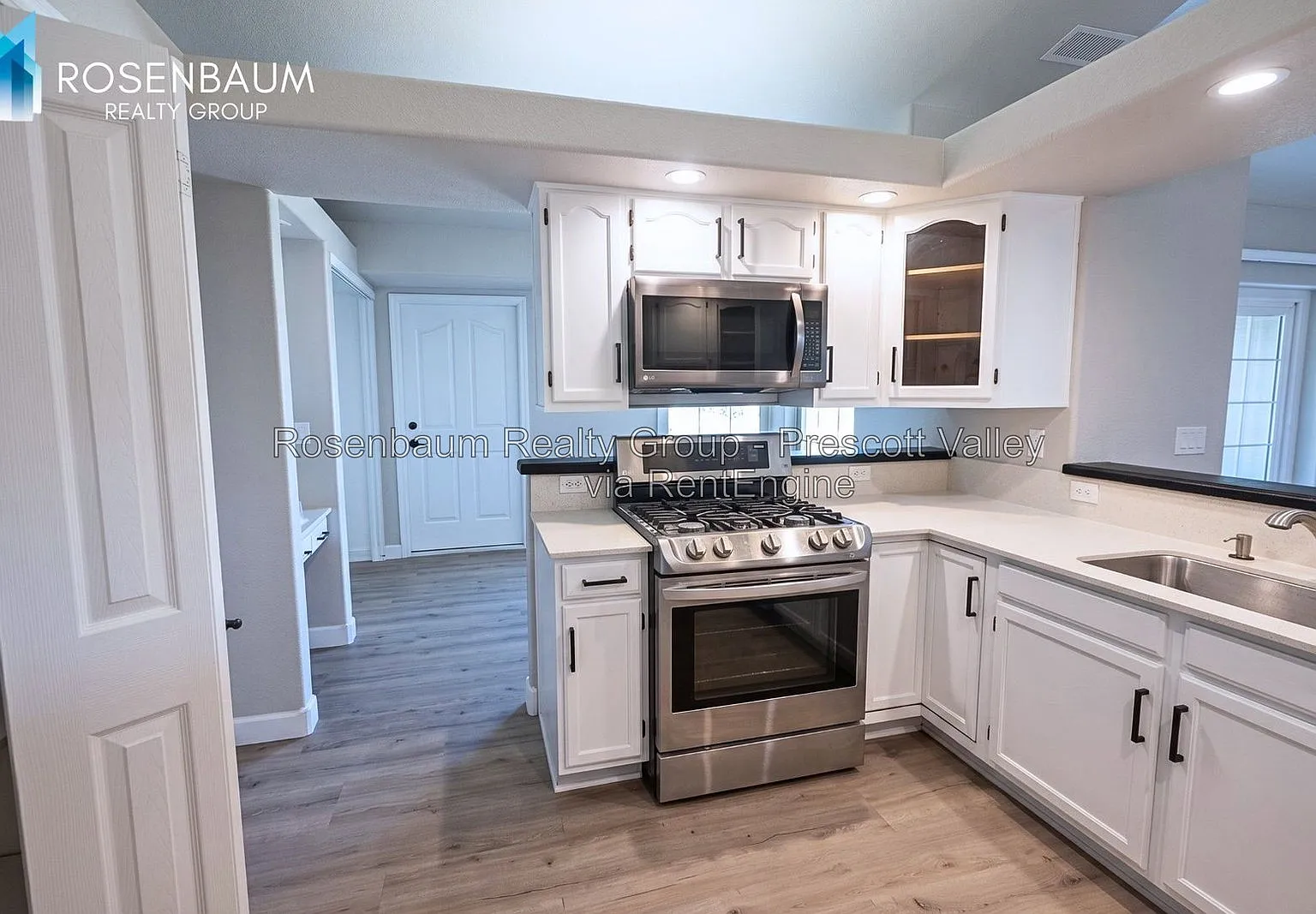 3 bed, 2.0 bath, 1750 sqft, $2,500 — Photo 4